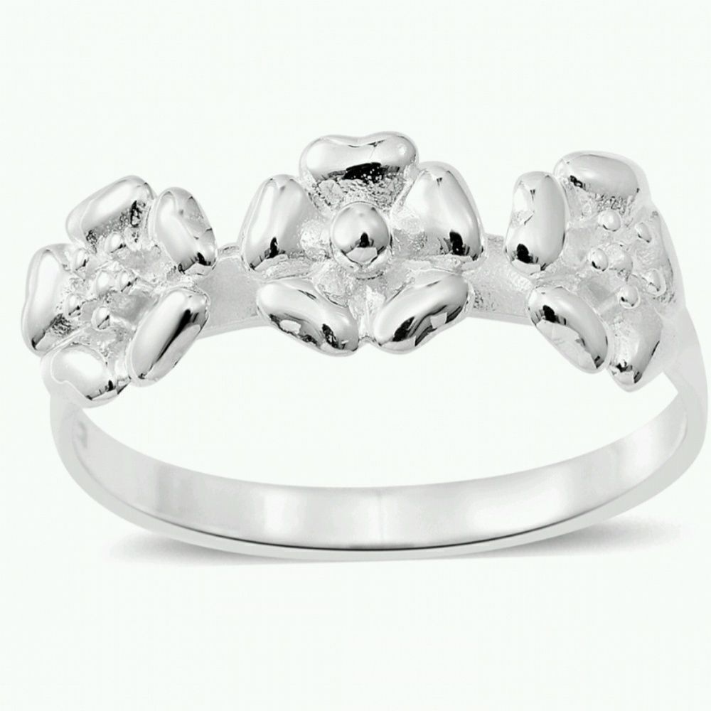 Sterling Silver Floral Trilogy ring. Size 7